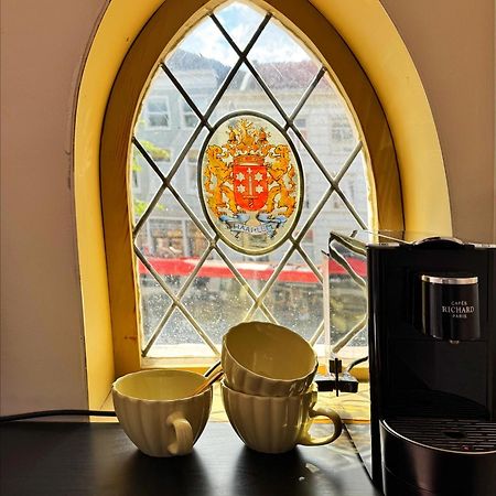 ハーレム The Hazel House Bed & Breakfast エクステリア 写真